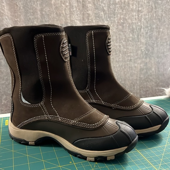 LLBean women’s boots, size 7 - Picture 4 of 9